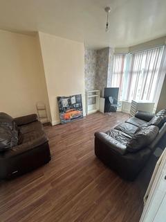 4 bedroom terraced house to rent, Leeds LS6