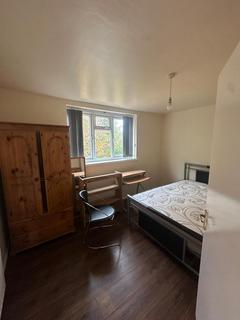 4 bedroom terraced house to rent, Leeds LS6