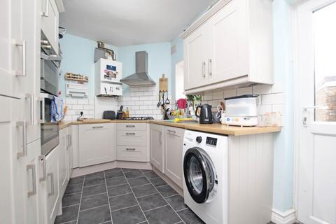 3 bedroom end of terrace house for sale, Sydney Road, Eastbourne, BN22 8BG