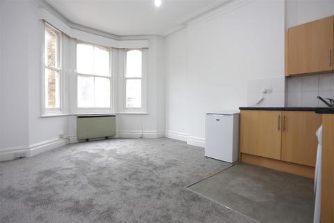 1 bedroom flat to rent, Selborne Court, Hove