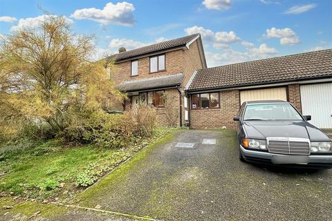 4 bedroom detached house for sale, North Millers Dale