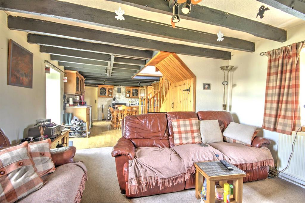 Open plan sitting/dining/kitchen