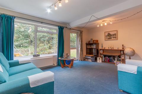 3 bedroom townhouse for sale, Fernwood, Park Villas, Roundhay