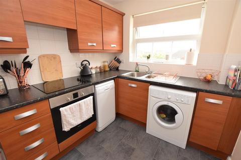 2 bedroom apartment to rent, Thames Way, Hilton, Derby, Derbyshire, DE65