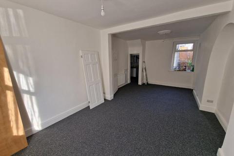 2 bedroom terraced house to rent, 19 Dock Street, Cogan