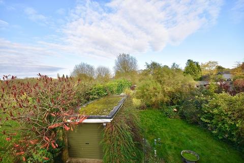 3 bedroom detached house for sale, Manor Farm Lane, Ledburn, Leighton Buzzard