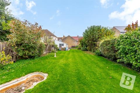 4 bedroom semi-detached house for sale, Wrotham Road, Gravesend, Kent, DA11