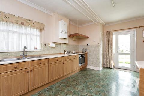 4 bedroom semi-detached house for sale, Wrotham Road, Gravesend, Kent, DA11