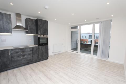 2 bedroom penthouse to rent, 32 ,Brewers Square, Dartford, DA1