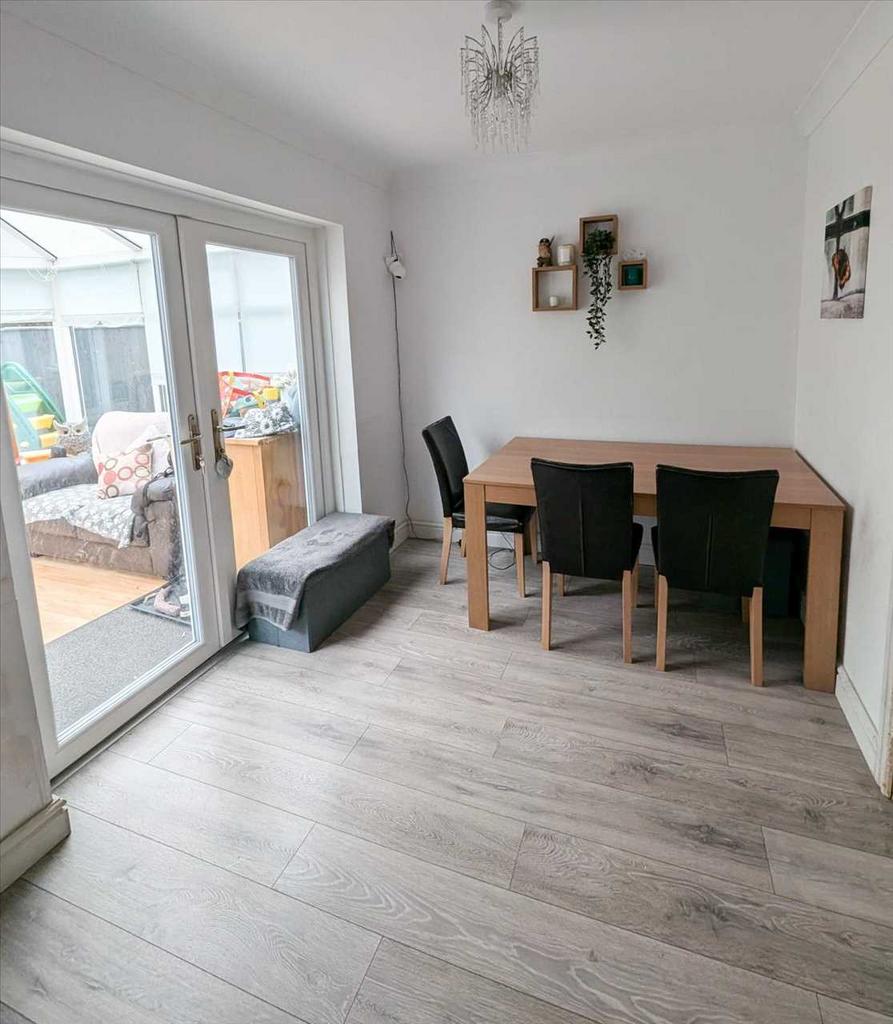 Dining Room/Kitchen