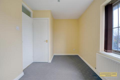 9 Faroes Close, Blackburn, BB2 3EL