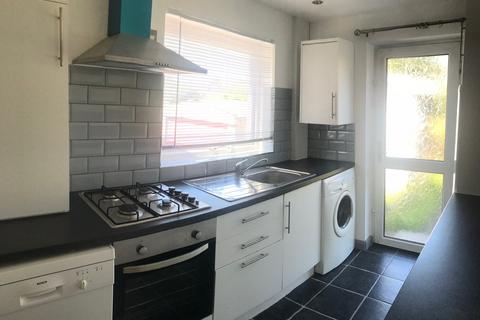 3 bedroom semi-detached house to rent, Leeds LS4