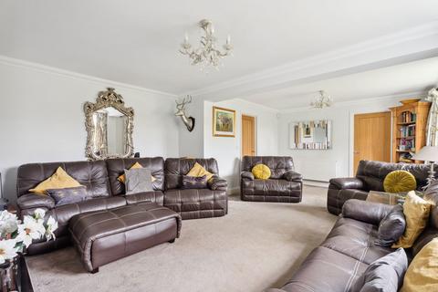 42 Birchside, Dunstable, LU6 3EH