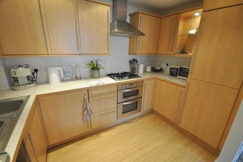 2 bedroom flat for sale, Stavely Way, Gamston, Nottingham, Nottinghamshire, NG2