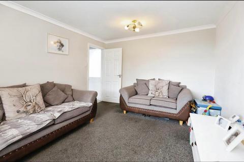 3 bedroom semi-detached house to rent, Ashmore Park, WV11