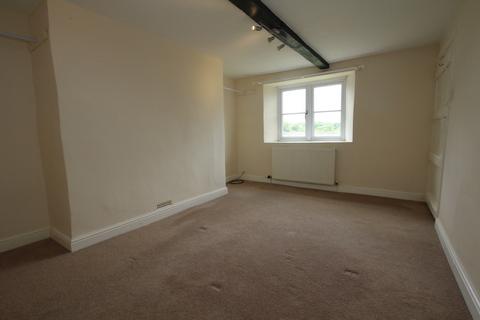 3 bedroom terraced house to rent, Trenchard Road, Stanton Fitzwarren, Swindon, SN6