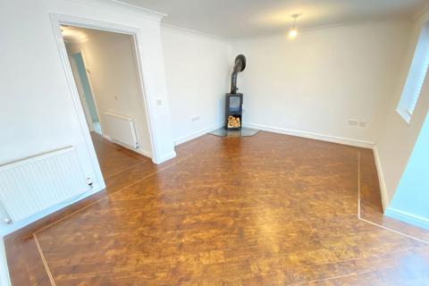 12 Glebe Lane, Oldham, OL1 4SJ