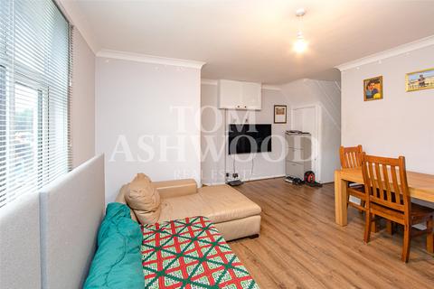 2 bedroom terraced house for sale, Spinney Gardens, Dagenham, RM9