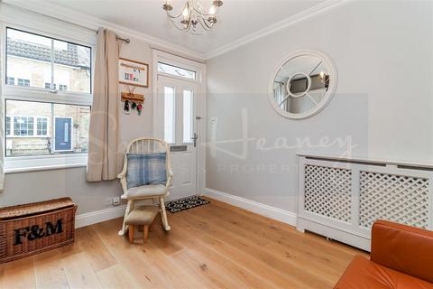 3 bedroom terraced house for sale, Lucan Road, Barnet EN5