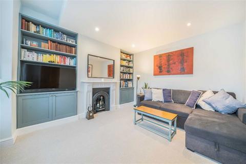 2 bedroom flat for sale, Rudloe Road, London SW12