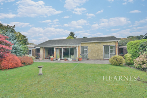 3 bedroom detached bungalow for sale, Glenmoor Road, West Parley, Ferndown, BH22