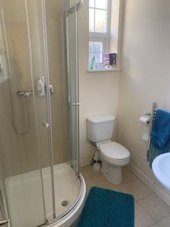 undefined, Raglan Road, Leeds LS6