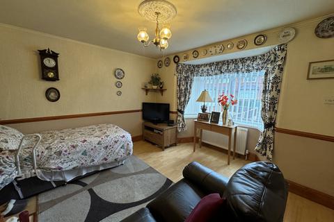 3 bedroom terraced house for sale, Penketh Avenue, Gorton