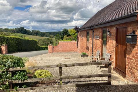 3 bedroom barn conversion to rent, Hampton Wood, Nr Ellesmere.