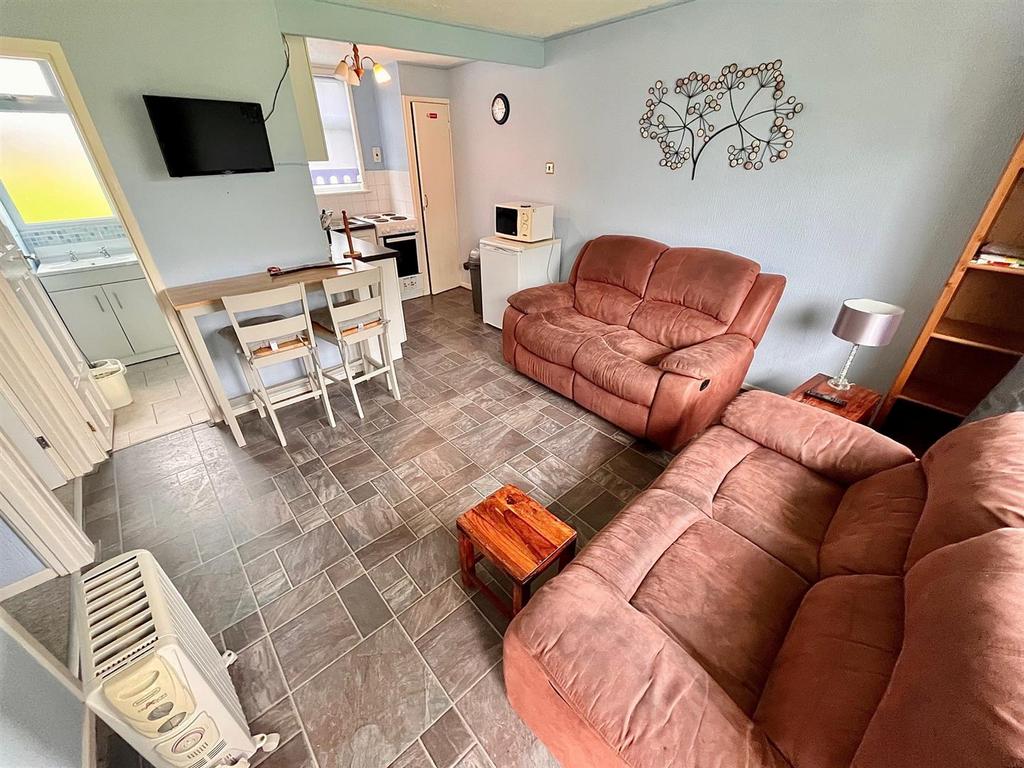 Open Plan Kitchen/Living Room