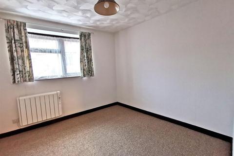 1 bedroom flat to rent, CHARLOTTE COURT, SOUTHSEA, PO5 3AY