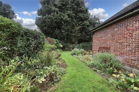 3 bedroom bungalow for sale, Oak Hill Lane, Ipswich, Suffolk, IP2