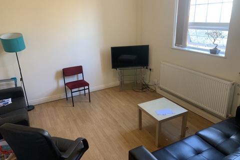 Raglan Road, Leeds LS6