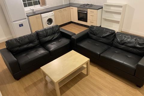 2 bedroom flat to rent, Raglan Road, Leeds LS6