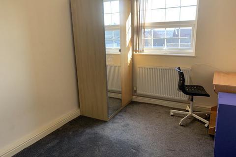 undefined, Raglan Road, Leeds LS6