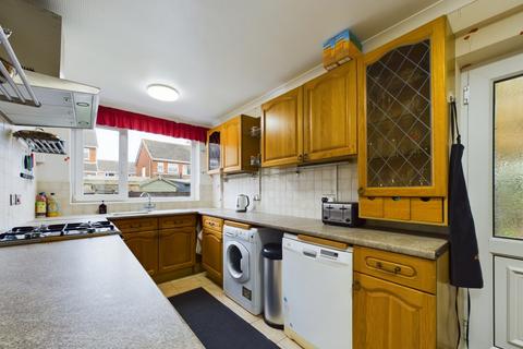 3 bedroom semi-detached house for sale, The Mount, Driffield, YO25 5JN