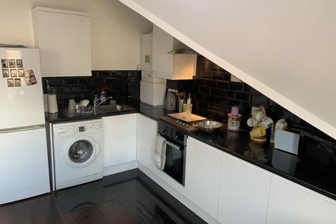 2 bedroom apartment to rent, Leeds LS2