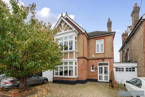 6 bedroom detached house for sale, Kingston Road, Romford