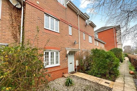 4 bedroom terraced house to rent, Aldershot, Hampshire, GU12