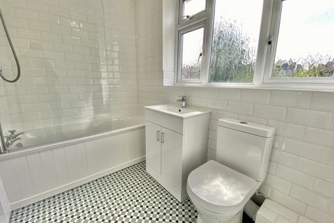 3 bedroom link detached house to rent, Stow Gardens, Malvern Grove, West Didsbury, Manchester, M20