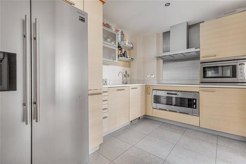 3 bedroom flat for sale, Courtyard House, Lensbury Avenue, Imperial Wharf