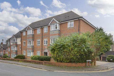 2 bedroom flat for sale, Queens Acre, High Wycombe HP13