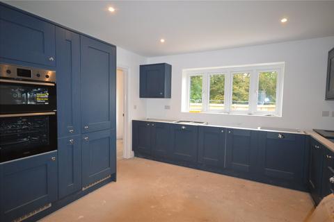 4 bedroom detached house for sale, Bartons Close, New Road, Bawdrip, Bridgwater, TA7