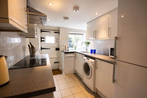 4 bedroom house to rent, King Street, Canterbury, Kent