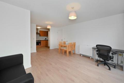 1 bedroom apartment to rent, Sherwood Gardens London E14