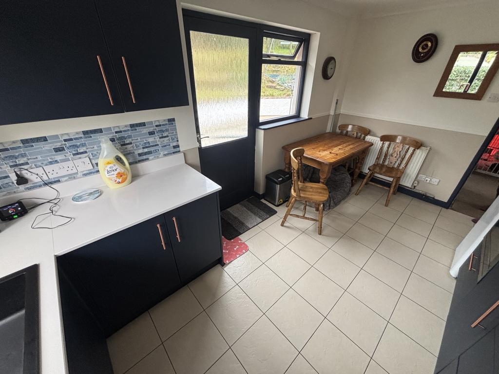 Kitchen (second image)
