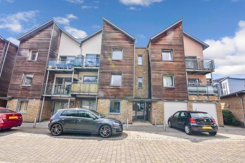 1 bedroom apartment to rent, Quayside Drive, Colchester, CO2