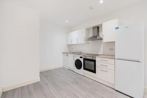 1 bedroom flat for sale, Aylesbury,  Buckinghamshire,  HP19