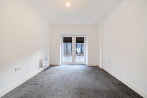 1 bedroom flat for sale, Aylesbury,  Buckinghamshire,  HP19