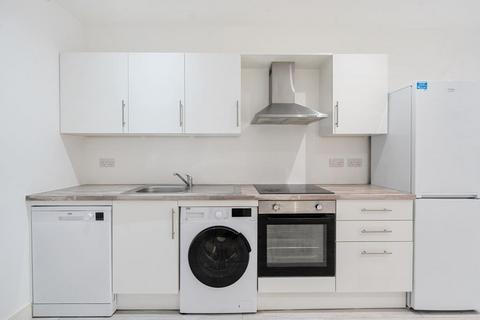 1 bedroom flat for sale, Aylesbury,  Buckinghamshire,  HP19