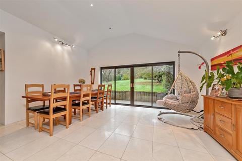 4 bedroom detached house for sale, St. Albans Road, Sandridge, St. Albans